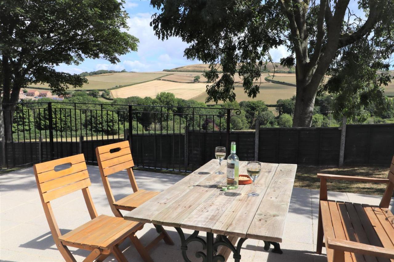 Hilltops Wroxall  Экстерьер фото